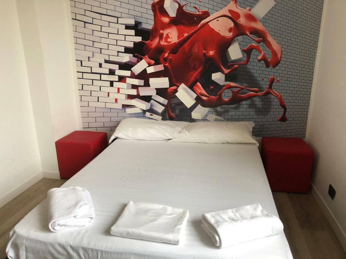 Backpackers Piramide Hostel