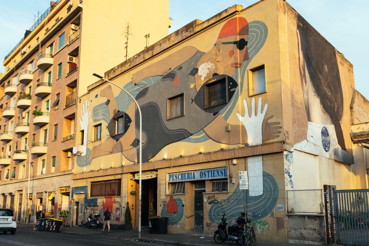 Backpackers Piramide Hostel
