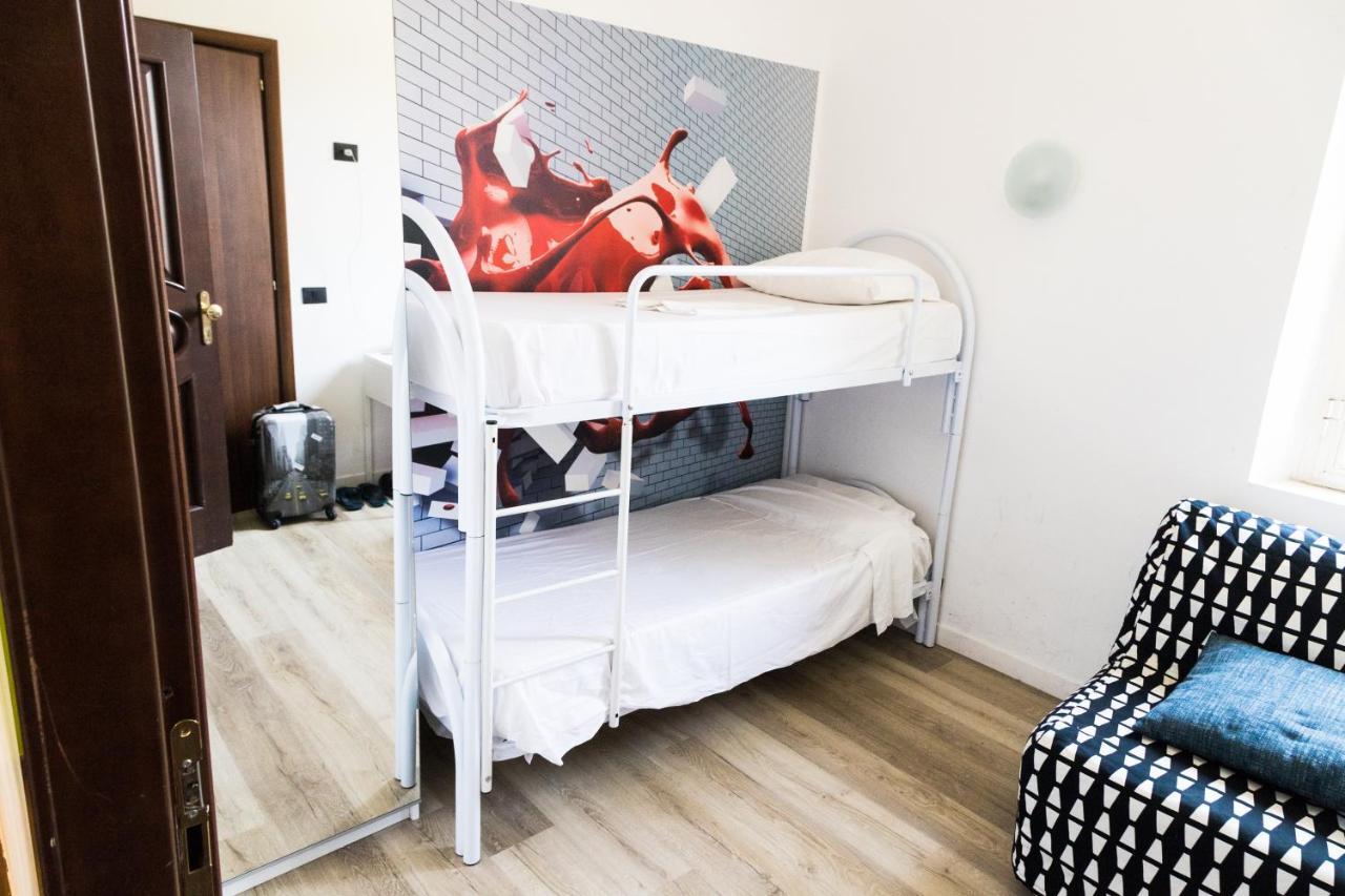 Hostel Backpackers Piramide Rome